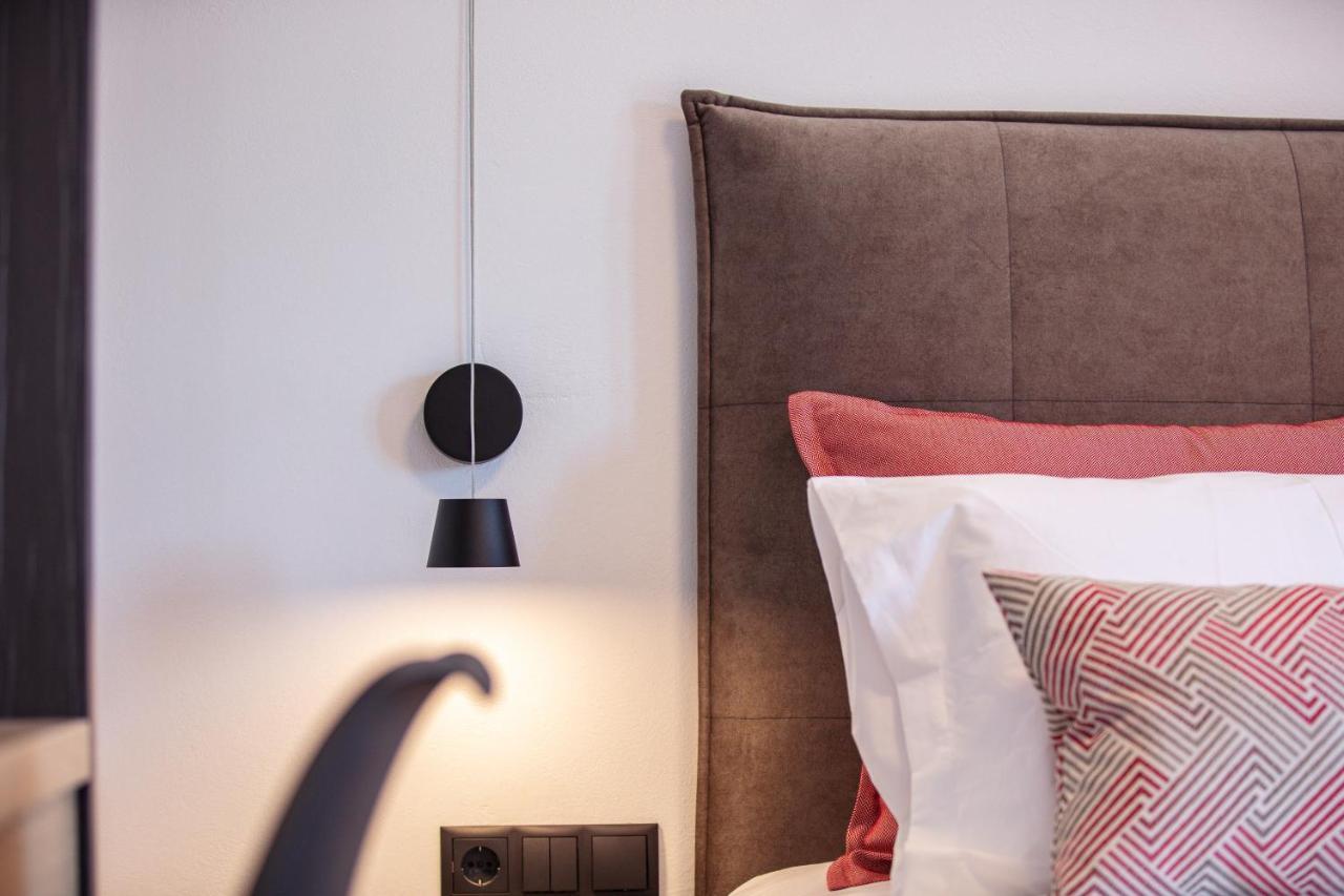 Sunnyside Villas, Ideal For Vibrant Stays,By Thinkvilla Pigianos Kampos  エクステリア 写真