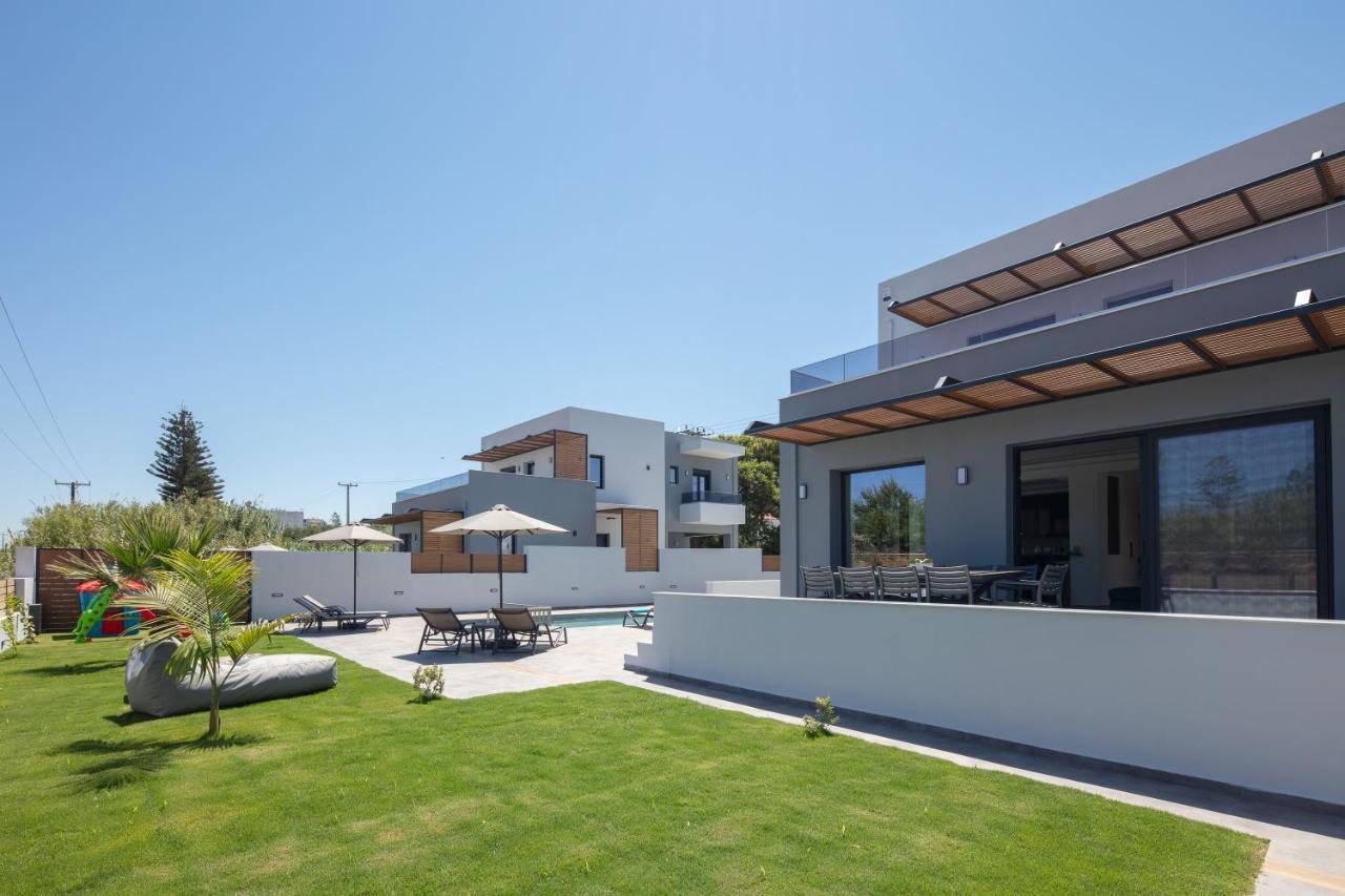 Sunnyside Villas, Ideal For Vibrant Stays,By Thinkvilla Pigianos Kampos  エクステリア 写真