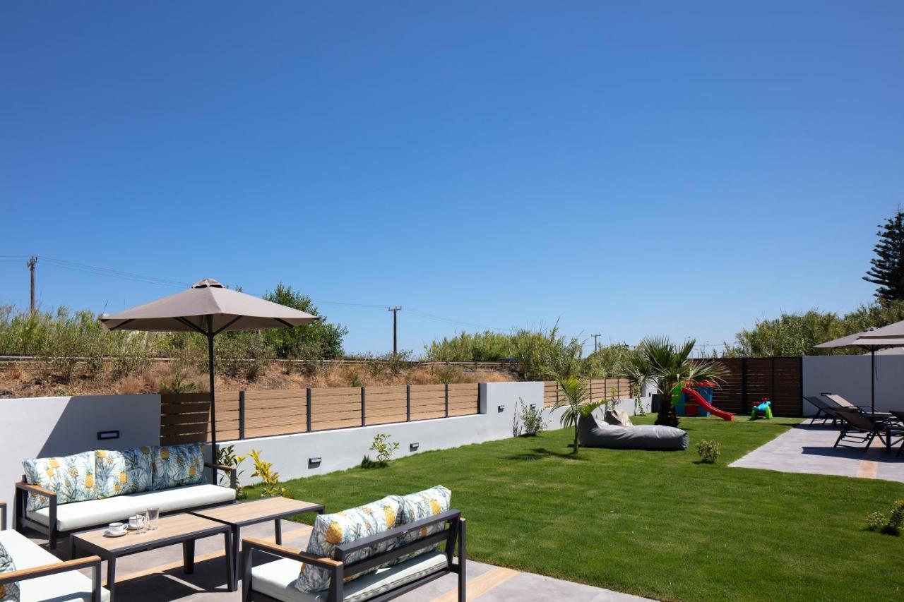 Sunnyside Villas, Ideal For Vibrant Stays,By Thinkvilla Pigianos Kampos  エクステリア 写真