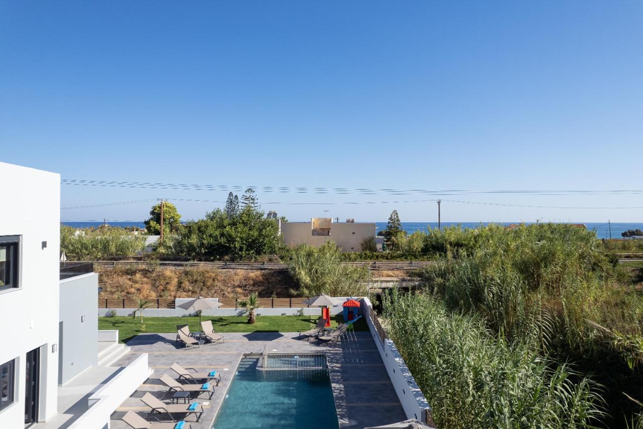 Sunnyside Villas, Ideal For Vibrant Stays,By Thinkvilla Pigianos Kampos  エクステリア 写真